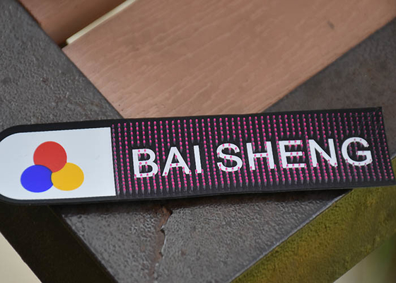 कपड़े के लिए अच्छा हाथ महसूस करने वाला पर्यावरण के अनुकूल स्क्रीन मुद्रित पैच