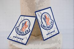 4 रंग योजना 0.5 मिमी स्क्रीन मुद्रित लेबल कपड़ों के लिए पारदर्शी TPU