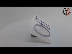 एक करीब से देखें: कपड़ों के लिए अच्छी हाथ की भावना इको फ्रेंडली स्क्रीन प्रिंटेड पैच