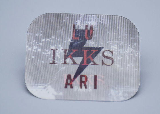 चार रंग लोगो के साथ टीपीयू सामग्री मुद्रित कस्टम परिधान लेबल