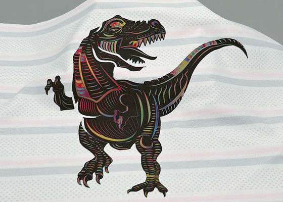 कस्टम मैजिक कलर हीट ट्रांसफर कपड़ों के लेबल ने लोगो को गलत बताया